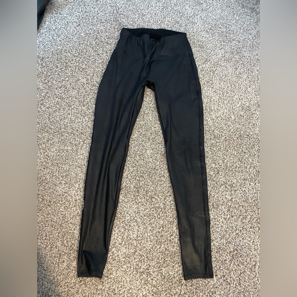 Felina faux leather leggings